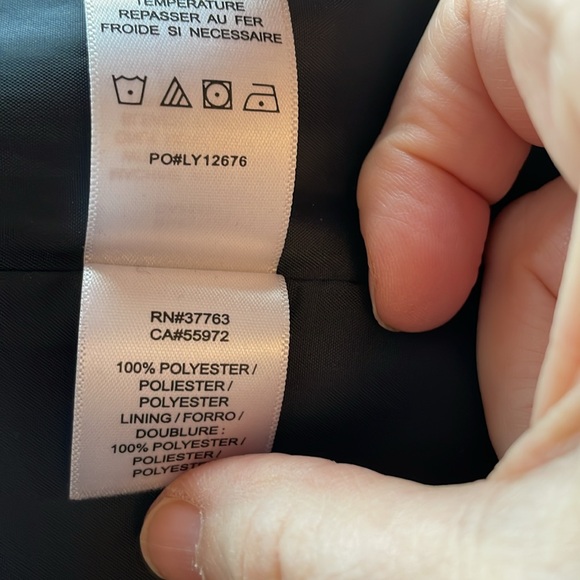 Chanel style blazer with all-over arabesque designs - Picture 7 of 8